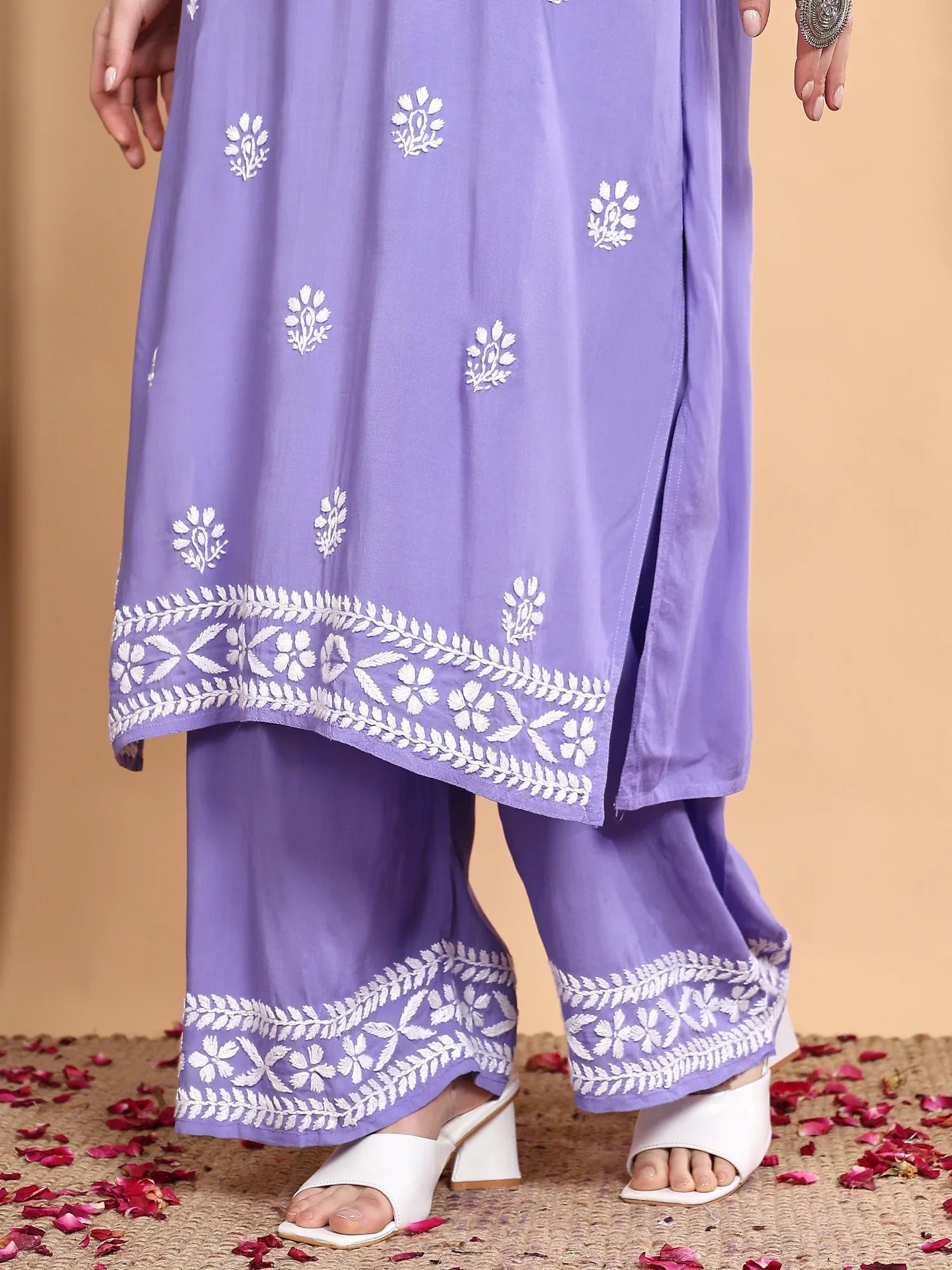 Shiza Chikankari Premium Modal Co-ord Set (Lavender) - Image 4