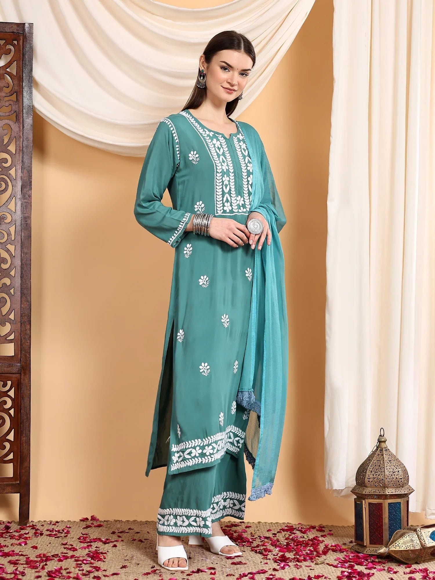 Shiza Chikankari Premium Modal Co-ord Set (Spanish Green) - Image 3
