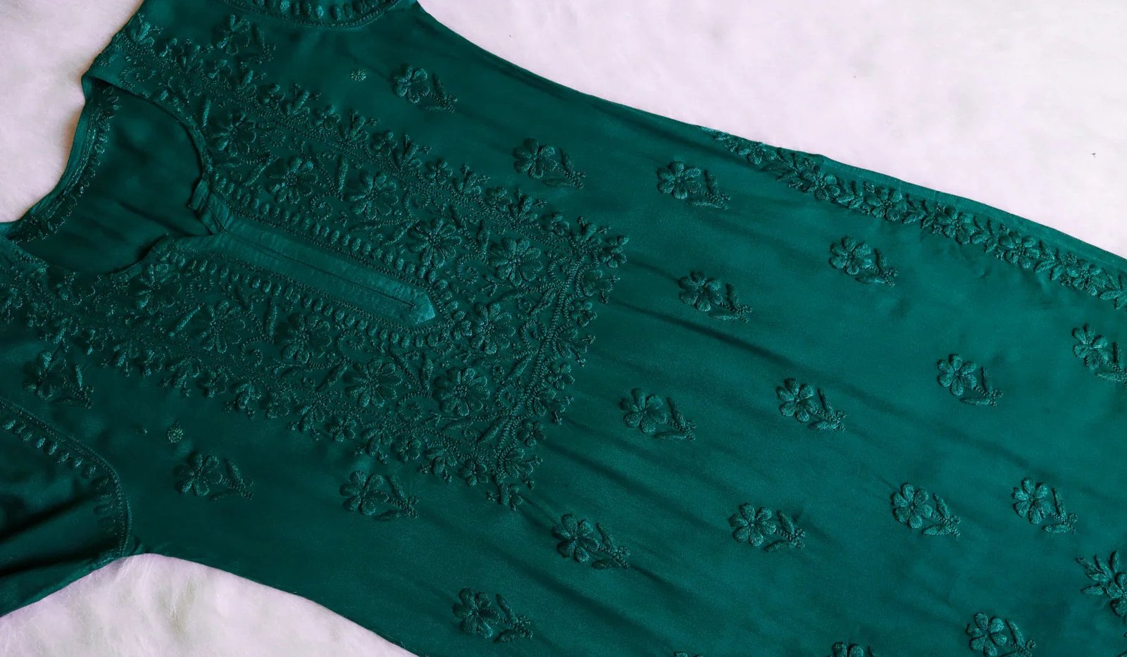 Aayat Teal Green Rayon Kurta Pant set - Image 3