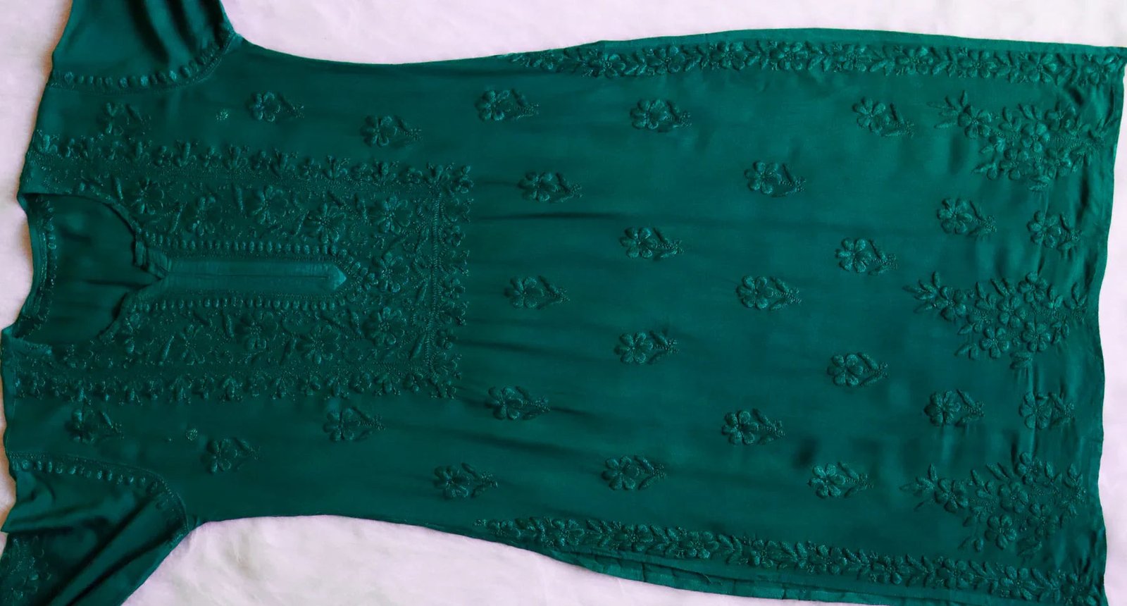 Aayat Teal Green Rayon Kurta Pant set - Image 4