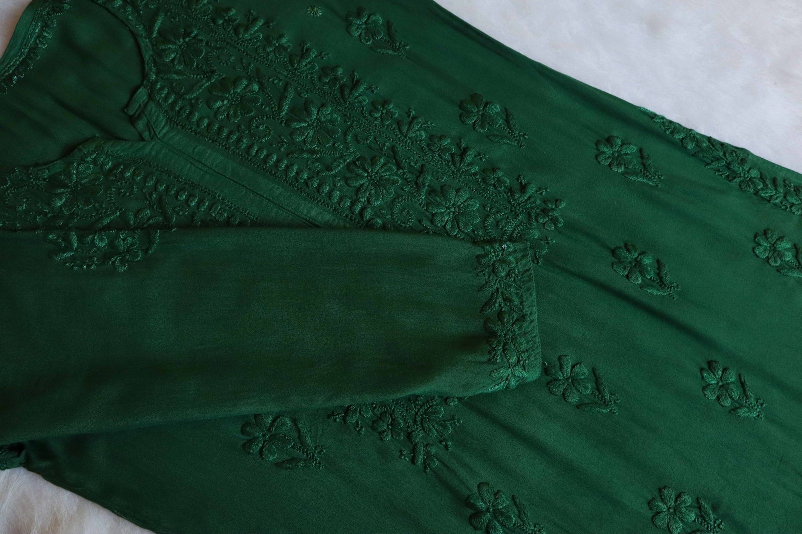 Aayat Bottle Green Rayon Kurta Pant set - Image 4